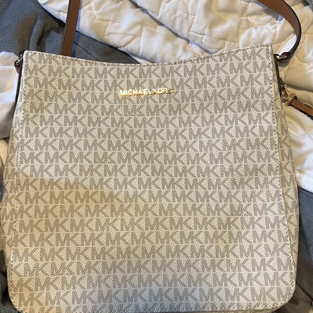 Michael Kors purse